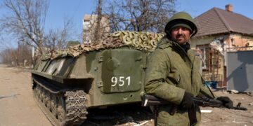 Росіяни рвуться до центру Гришиного, атакуючи з двох напрямків (мапа)