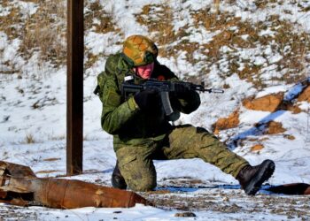 РФ хоче збільшити армію окупантів до 800 тисяч: Сирський назвав єдиний вихід України