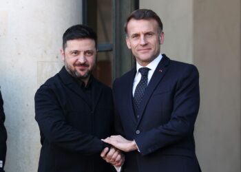 Зеленський заінтригував таємними домовленостями з Макроном