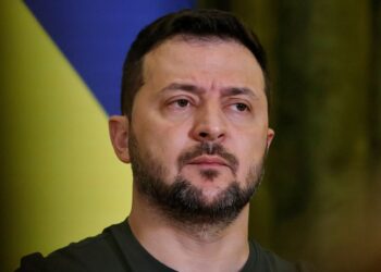 Мікрочипи із Німеччини в Москву: по кому вдарив новий указ Зеленського