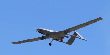 Тривога в Києві: ворог запускає дрони хвилями — загроза зростає