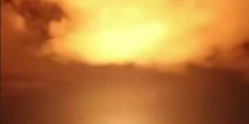 Нічна атака дронів на бази ремонту техніки окупантів у Алчевську – місцеві повідомляють про "жарево"