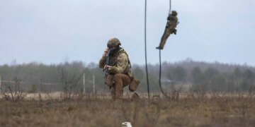 На фронті зафіксовано понад 50 боїв, ворог активно діє на двох напрямках – Генштаб