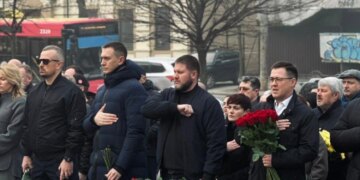 Голова Федерації профспілок України Сергій Бизов вшанував пам’ять загиблих зброярів