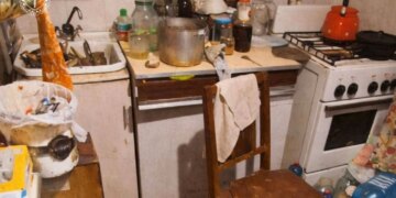 У Києві племінника судитимуть за жорстоке вбивство дядька – чоловіку завдали 26 ударів ножем, обрізали ніс та губу