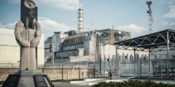 Своєю війною рф знову ставить світ на межу техногенної аварії – Зеленський до 40-річчя Чорнобильської катастрофи