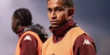 Французький тінейджер після порятунку з пожежі в Швейцарії підписав контракт з клубом