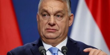 NYT: Соратники Орбана масово переходять до опозиції