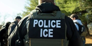 Убивство цивільного в Міннеаполісі: нове відео поставило під сумнів версію агентів ІСЕ