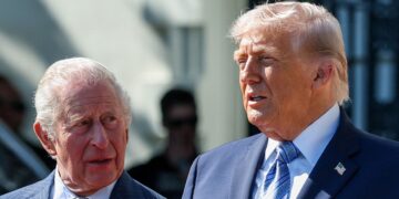 Трамп і Чарльз III зустрінуться без камер через побоювання повтору “сценарію з Зеленським”, – ЗМІ
