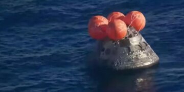 Екіпаж Artemis II повернувся на Землю