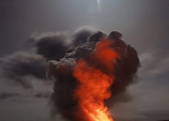 Загарбники атакували об’єкти критичної інфраструктури Чернігова, близько 6 тисяч абонентів – без світла