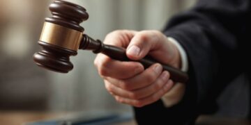 Наводив російські ракети на аеродроми: мешканця Рівненщини засудили до восьми років