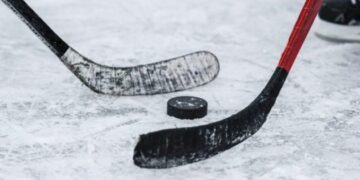 «Кременчук» обіграв «Сокіл» і скоротив відставання у фіналі плей-офф ЧУ з хокею