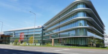 Нідерландський ING Bank не зміг позбутися свого бізнесу в Росії