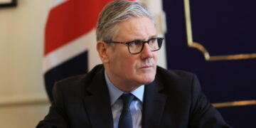 Британія відмовилася приєднуватися до блокади Ормузької протоки