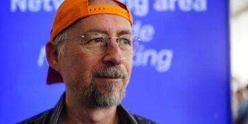 Творця Bitcoin знову «знайшли»: нові версії і заперечення