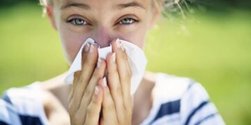 Ранній контакт з мікробами може захистити дітей від алергії