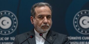 В Ірані підтвердили контакти зі США: “Але це не означає, що ми ведемо перемовини”