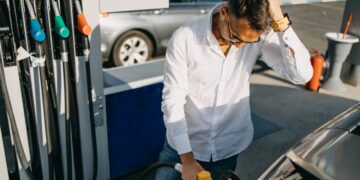 Дизель додав ще 2 грн в ціні: де подорожчало пальне на початку квітня