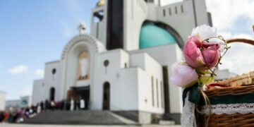 Великдень у Києві 2026: коли і де освячувати паски