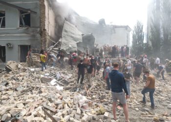 Відплата за “Охматдит” та Грозу: Зеленський підписав санкції проти винних у ракетному терорі