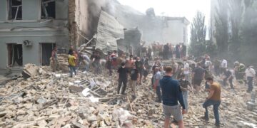 Відплата за “Охматдит” та Грозу: Зеленський підписав санкції проти винних у ракетному терорі