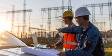 Без світла Славутич і не тільки. У двох регіонах масштабні знеструмлення після удару РФ