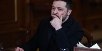 Де окупанти тиснуть найбільше? Сирський доповів Зеленському про найгарячіші точки фронту