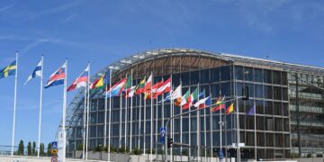 Україна отримає понад 600 млн євро від Євросоюзу та ЄІБ