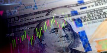 Долар і євро знову зросли: курс на 28 квітня та що далі буде з валютою