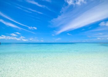 Вчені створили матеріал, який видобуває уран з морської води