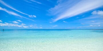 Вчені створили матеріал, який видобуває уран з морської води