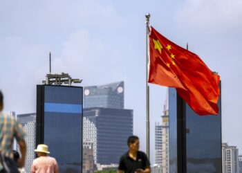 Китай відповів на заяви про можливе постачання зброї Ірану