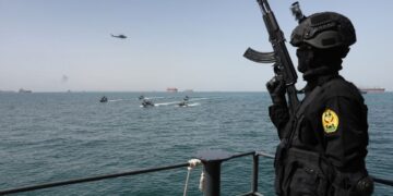 Ормузьку протоку знову закривають: Іран зробив різку заяву