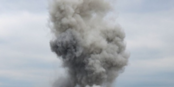 Сильний вибух і спалах полум’я: в якому районі Києва виникла небезпека, – ФОТО, ВІДЕО