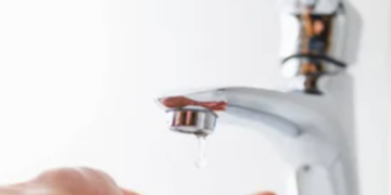 Один район Києва залишиться без води: час та причина відключень