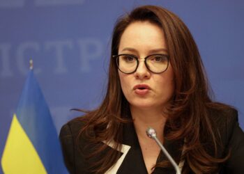 Бізнесу покриють “простій” через обстріли: що пропонує Кабмін