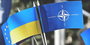 Україна візьме участь у саміті НАТО
