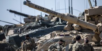 США посилюють удари по Ірану за рахунок стратегічних ракет JASSM-ER