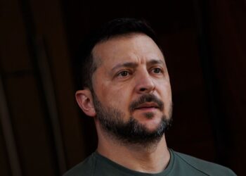 Зеленський хоче обговорити з Мадяром гроші “Ощадбанку”