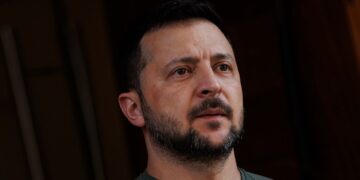 Зеленський хоче обговорити з Мадяром гроші “Ощадбанку”