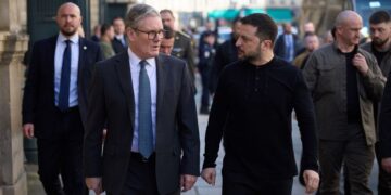 Несподіваний візит із Даунінг-стріт: колега Стармера їде допомогти Зеленському