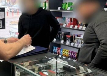 Нелегальні вейпи та нікотин без документів: у Києві викрили масштабну схему
