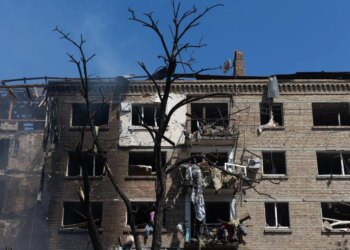 МВС показало перші хвилини після атаки рф на Київ з бодікамер патрульних