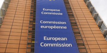Єврокомісія назвала умову для призначення посланця для переговорів з рф