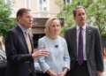 Посольство США у Києві заявило, що продовжує роботу і заперечило "повідомлення про інше"
