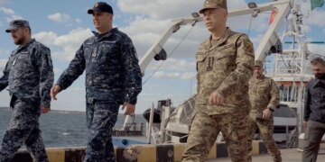 Присутність флоту рф у Чорному та Азовському морях практично нівельована – Сирський
