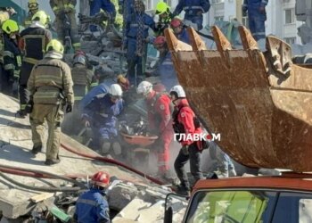 У столиці рятувальники дістали з-під завалів тіло ще одного загиблого (фото, відео)