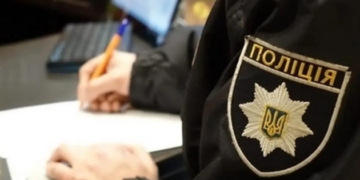 У Харкові поліція затримала чоловіка, який влаштував стрілянину біля житлового будинку
